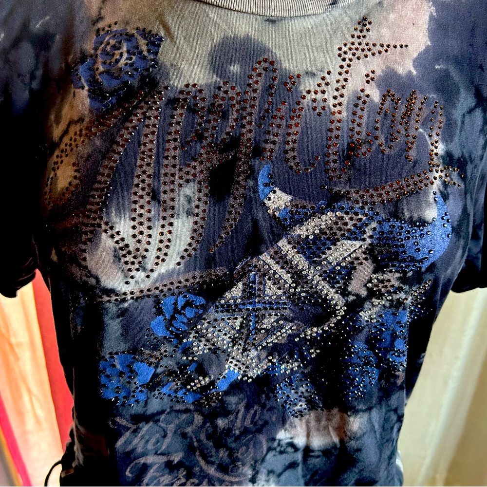 Affliction women’s, destroyed top with black embellishment, side ties. Sz medium